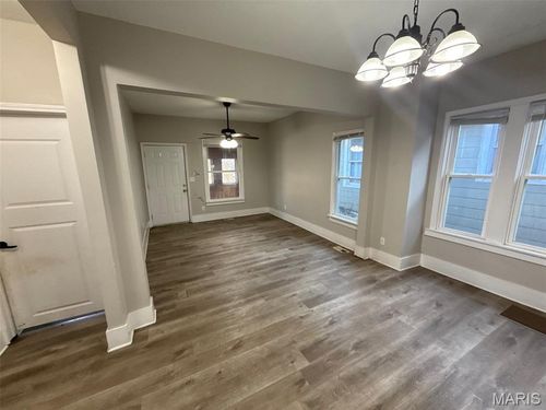 1916 Monroe Ave, Kansas City, MO, 64127-3307 | Card Image