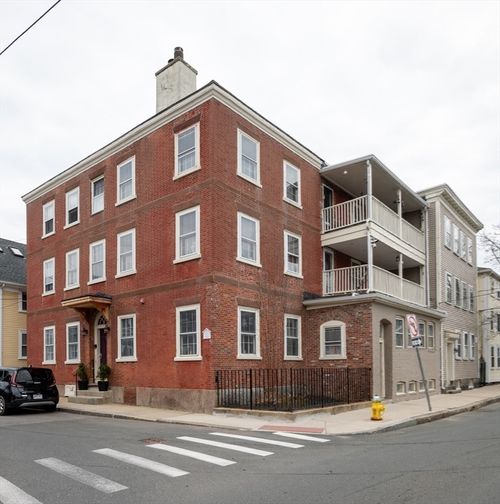 1-96 Derby St, Salem, MA, 01970-5615 | Card Image