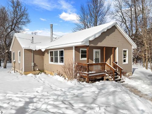 11912 W Burns Rd, Manton, MI, 49663-9301 | Card Image