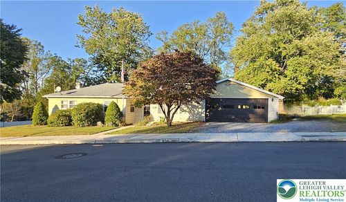 339 Delong Ave, Emmaus, PA, 18049-3509 | Card Image