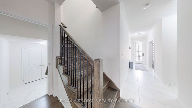1315 Davis Loop, House other with 5 bedrooms, 4 bathrooms and 4 parking in Lefroy ON | Image 6