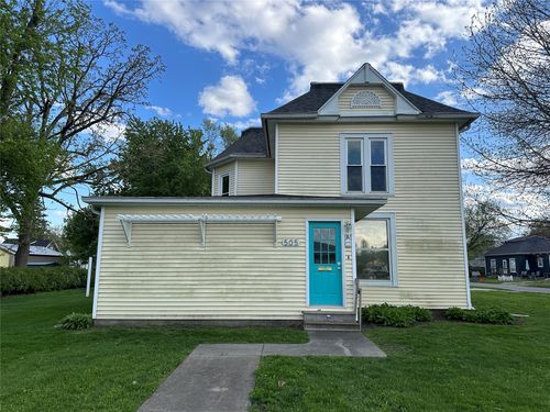 505 S 3rd Ave E, Newton, IA, 50208-3329 | Card Image
