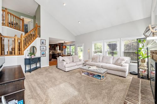 212 Belmont Ct, Loveland, OH, 45140-7125 | Card Image