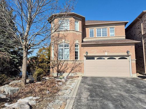 3866 Thomas St, Mississauga, ON, L5M7B1 | Card Image