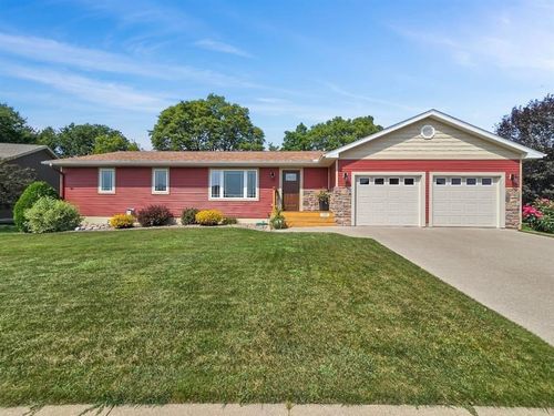 320 Driftwood St, WEST SALEM, WI, 54669-2208 | Card Image