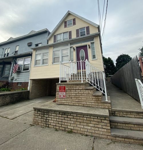 2-36 W 27th St, Bayonne, NJ, 07002-3824 | Card Image