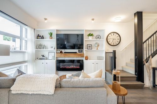 2751 Spring St, Port Moody, BC, V3H0H3 | Card Image