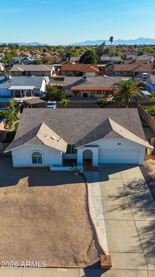 6219 W Cholla St, Glendale, AZ, 85304-3227 | Card Image