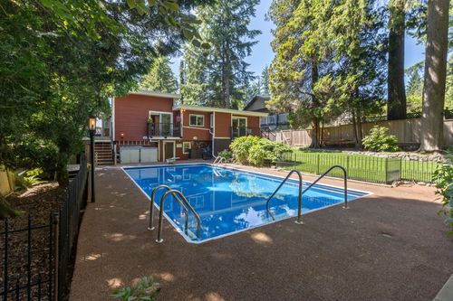 2591 Belloc St, North Vancouver, BC, V7H1H9 | Card Image