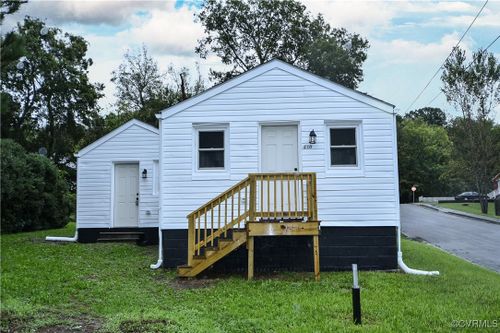 416 S Virginia St, Farmville, VA, 23901-2434 | Card Image