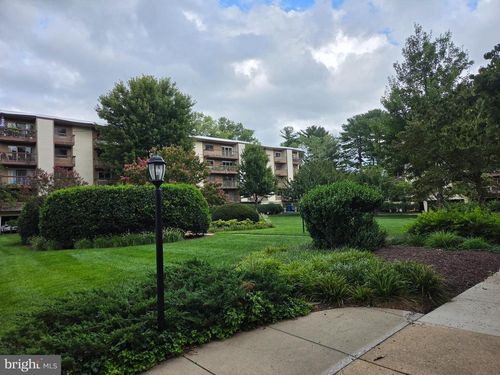 w103-7420 Lakeview Dr, BETHESDA, MD, 20817-6457 | Card Image