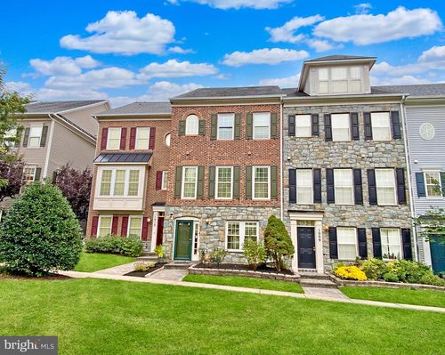 1011 Gaither Rd, ROCKVILLE, MD, 20850-6611 | Card Image