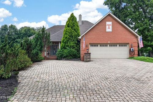 2010 Ona Rd, Crossville, TN, 38572-6348 | Card Image