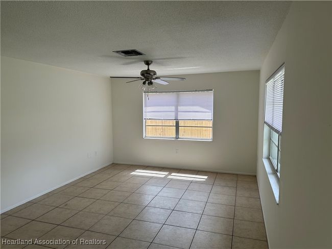 1834 Koy Dr, House other with 3 bedrooms, 2 bathrooms and null parking in Sebring FL | Image 4
