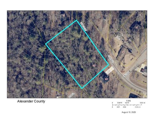 125 Riverdell Rd, Hickory, NC, 28601-8689 | Card Image