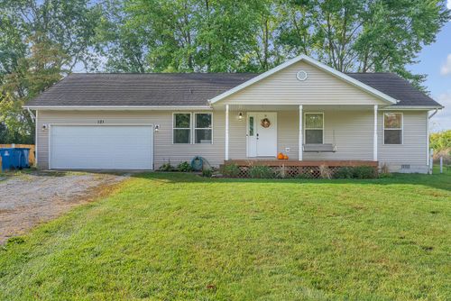 121 E Pine St, Wheatfield, IN, 46392-9443 | Card Image