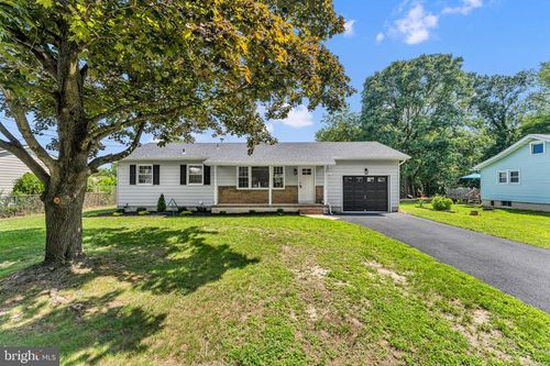 637 Pleasant Dr, VINELAND, NJ, 08360-6431 | Card Image