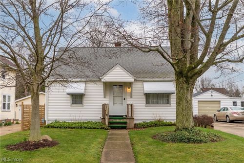 2120 Blenheim Ave, Alliance, OH, 44601-4507 | Card Image