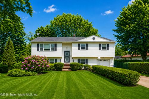 69 Whale Pond Rd, Oakhurst, NJ, 07755-1246 | Card Image