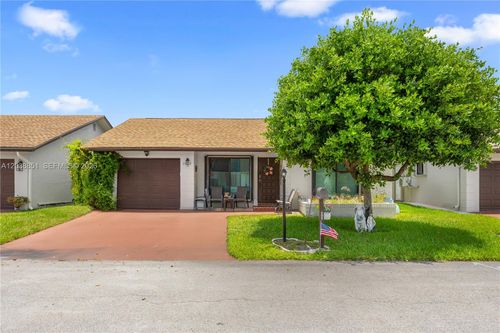 2065 Sw 17th Dr, Deerfield Beach, FL, 33442-6111 | Card Image
