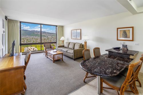 3705-229 Paoakalani Ave, Honolulu, HI, 96815-3764 | Card Image