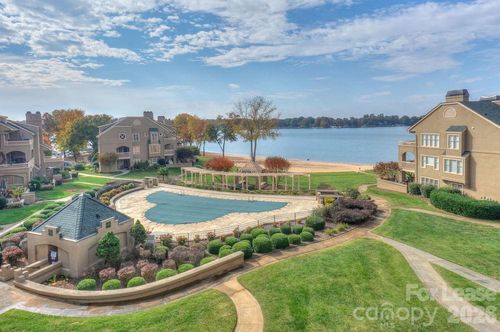 639 Portside Dr, Davidson, NC, 28036-8927 | Card Image