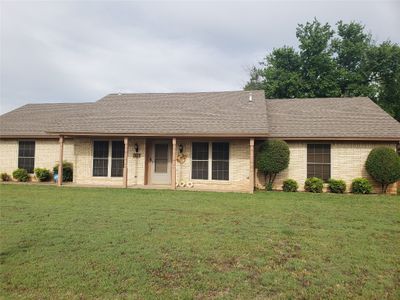 908 Ne Cambridge Drive, House other with 3 bedrooms, 2 bathrooms and null parking in Altus OK | Image 1