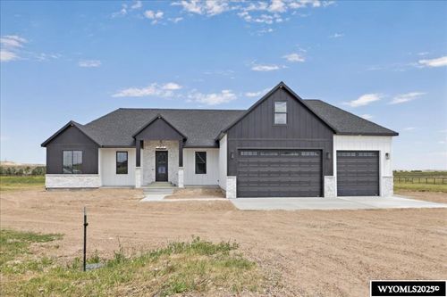 547 Kelli Way, Fort Bridger, WY, 82933-5021 | Card Image
