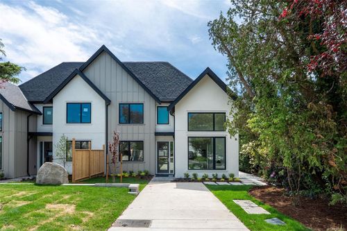 1-2456 Tod Rd, Oak Bay, BC, V8R2N1 | Card Image