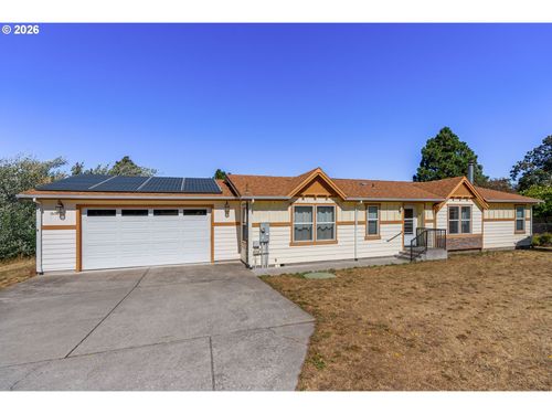 1606 Taylor Ave, Hood River, OR, 97031-1561 | Card Image