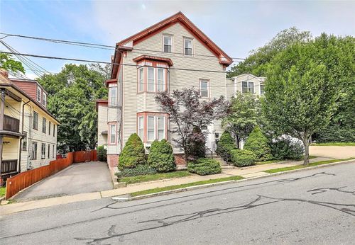 apt-3-20 7th St, Providence, RI, 02906-2856 | Card Image