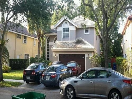 11074 Bismarck Pl, Hollywood, FL, 33026-4847 | Card Image