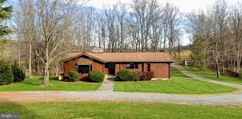 225 Pine Grove Rd, BLUEMONT, VA, 20135-4705 | Card Image