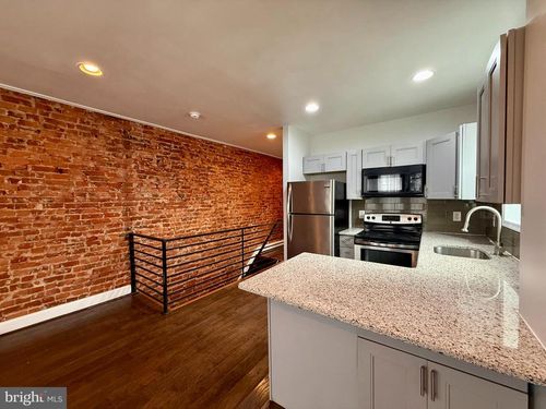 1830 Harrison St, PHILADELPHIA, PA, 19124-2824 | Card Image