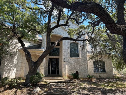 8022 Fair Oaks Pkwy, Fair Oaks Ranch, TX, 78015-4735 | Card Image