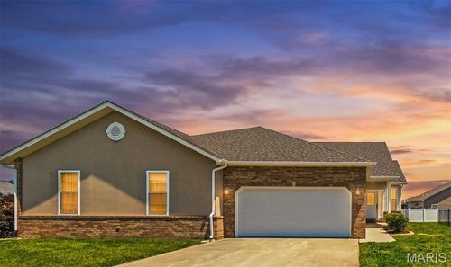 85 Chase Way, Highland, IL, 62249-3879 | Card Image