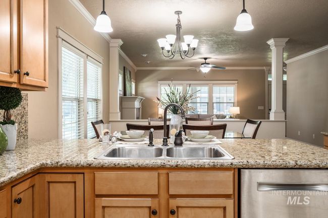 994 E Winding Creek Dr, House other with 3 bedrooms, 3 bathrooms and 2 parking in Eagle ID | Image 13
