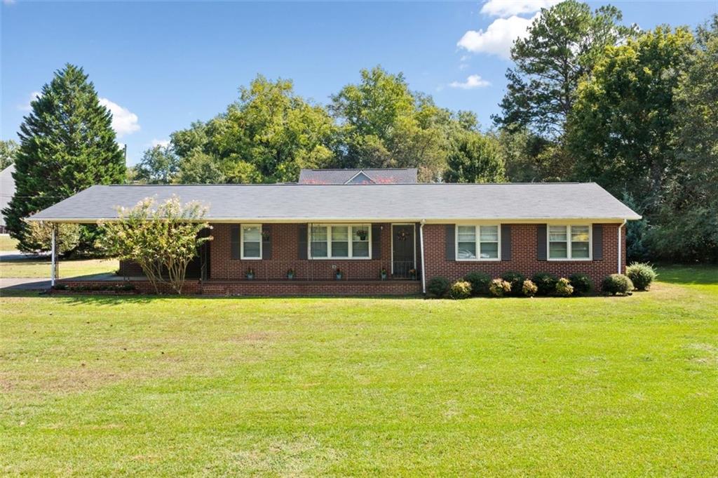 Ridgeview Dr, Cartersville, GA 30120