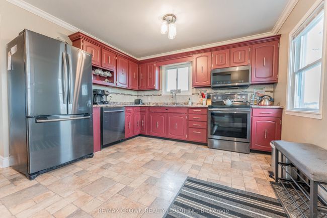55 Highway 11 W, House other with 4 bedrooms, 2 bathrooms and 4 parking in Smooth Rock Falls ON | Image 8