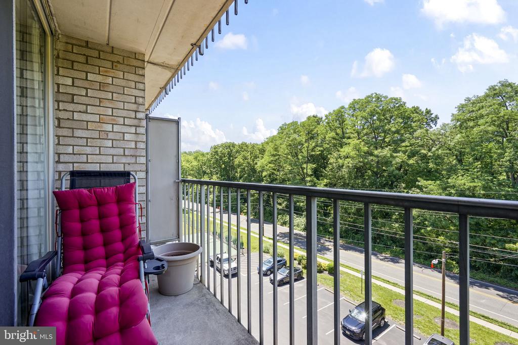 Residential Lease in CHERRY HILL 5
