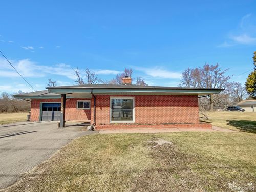 20350 Huron River Dr, Rockwood, MI, 48173-9696 | Card Image