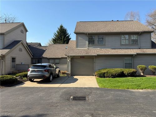 3-111 N Aspen Ct, Warren, OH, 44484-1076 | Card Image