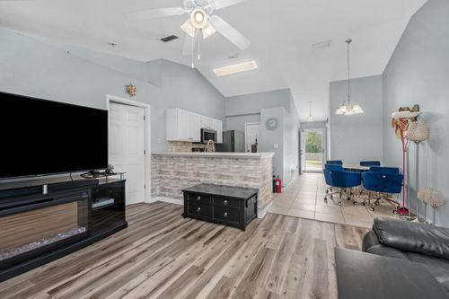 118 Cabana Way, Crestview, FL, 32536-3300 | Card Image