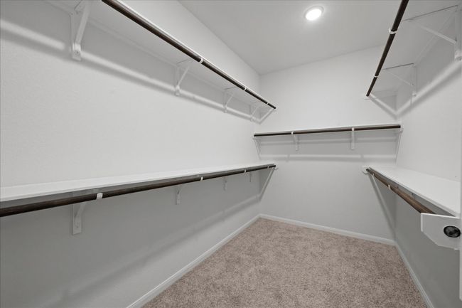 Primary bedroom Walk in closet | Image 23