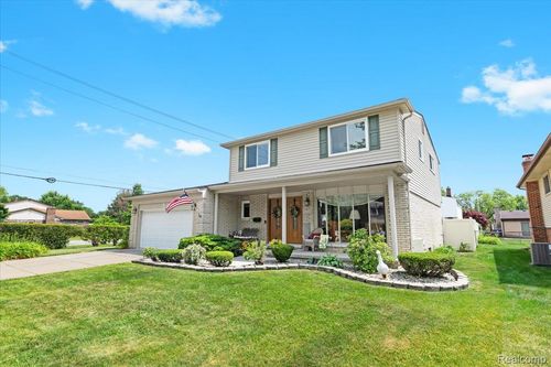 43603 Arlington Rd, Canton, MI, 48187-2209 | Card Image