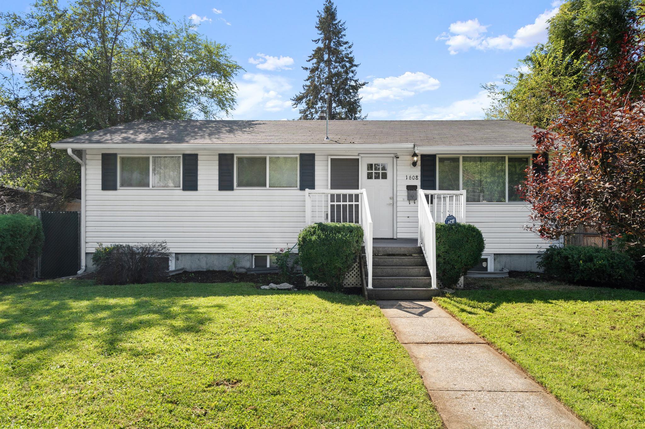 Everett Ave, Spokane, WA 99207