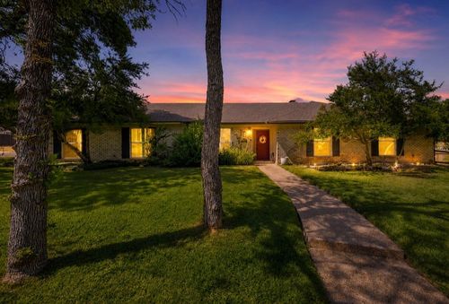 9909 Forest Shadows Dr, Woodway, TX, 76712-3113 | Card Image