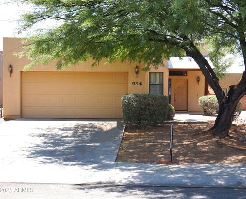 984 Marchbanks Dr, Sierra Vista, AZ, 85635-1464 | Card Image