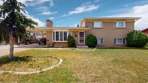 97 Princeton Dr, Midvale, UT, 84047-7513 | Card Image