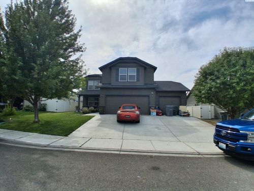 2935 Woodland Pl, Richland, WA, 99352-9000 | Card Image